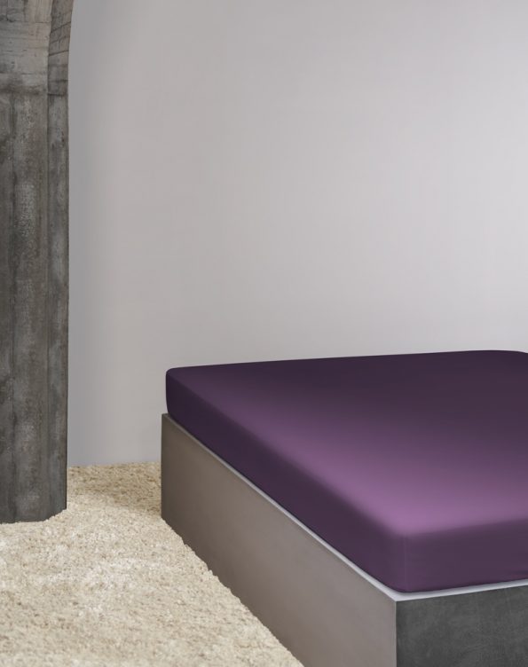 Dark purple sateen fitted sheet